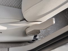 2013款 1.6L 手动 科技型天窗版