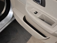 2013款 1.6L 手动 科技型天窗版