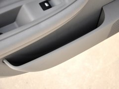 2013款 1.6L 手动 科技型天窗版