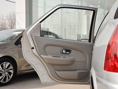 2013款 1.6L 手动 科技型天窗版
