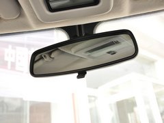2013款 1.6L 手动 科技型天窗版
