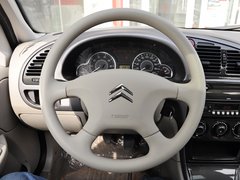 2013款 1.6L 手动 科技型天窗版