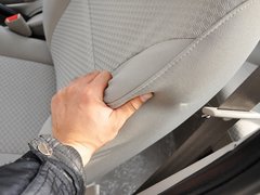 2013款 1.6L 手动 科技型天窗版