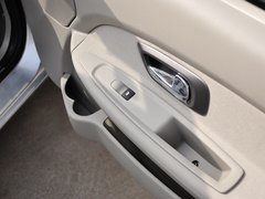 2013款 1.6L 手动 科技型天窗版