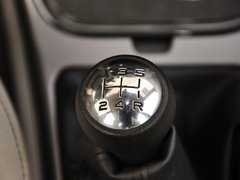 2013款 1.6L 手动 科技型天窗版