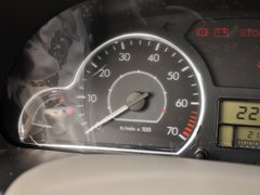 2013款 1.6L 手动 科技型天窗版