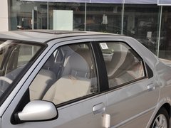 2013款 1.6L 手动 科技型天窗版