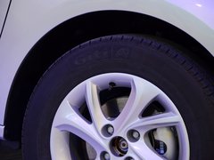 2013款 1.6L 手动 尊贵型