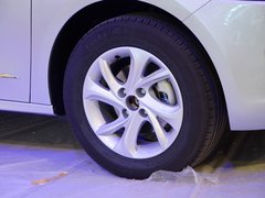 2013款 1.6L 手动 尊贵型