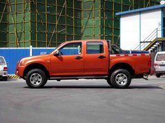 2013款 2.2T 手动 柴油四驱长轴
