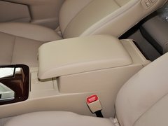 2013款 2.5L 自动 舒适版
