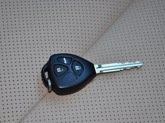 2013款 2.5L 自动 舒适版