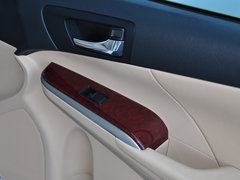2013款 2.5L 自动 舒适版