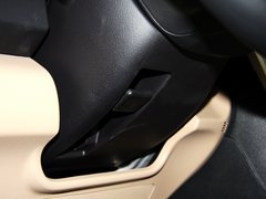 2013款 2.0L 自动 舒适版