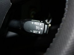 2013款 2.0L 经典特装版5座