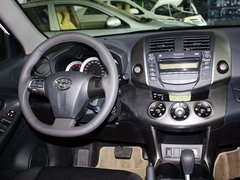 RAV4荣放 2013款 2.0L 经典特装版5座