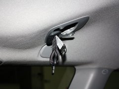 2013款 2.0L 经典特装版5座