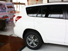2013款 2.0L 经典特装版5座