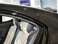 2013款 1.8T 自动 旗舰型
