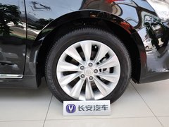 2013款 1.8T 自动 旗舰型