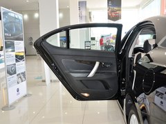 2013款 1.8T 自动 旗舰型