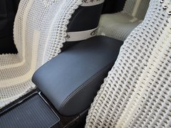 2013款 1.8T 自动 旗舰型
