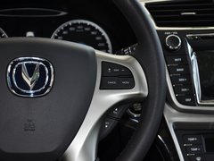 2013款 1.8T 自动 旗舰型