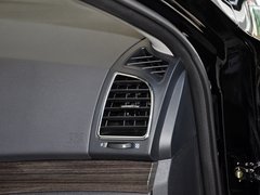 2013款 1.8T 自动 旗舰型