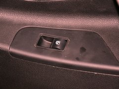 2013款 1.8T 自动 旗舰型