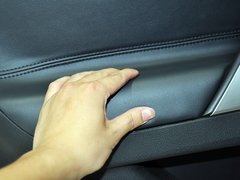 2013款 1.8T 自动 旗舰型
