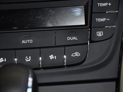 2013款 1.8T 自动 旗舰型