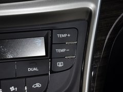 2013款 1.8T 自动 旗舰型