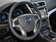 2013款 1.8T 自动 旗舰型
