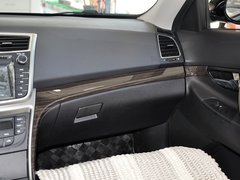2013款 1.8T 自动 旗舰型