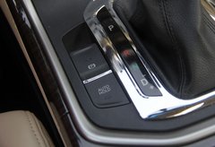 2013款 1.8T 自动 尊贵型
