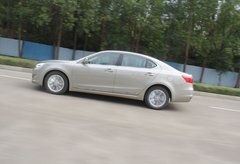 2013款 1.8T 自动 尊贵型