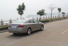 2013款 1.8T 自动 尊贵型