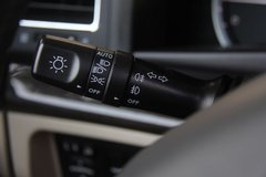 2013款 1.8T 自动 尊贵型