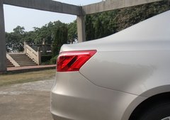 2013款 1.8T 自动 尊贵型
