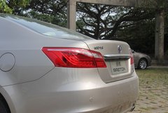 2013款 1.8T 自动 尊贵型