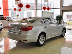 2013款 1.8T 自动 尊贵型
