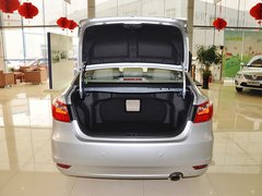 2013款 1.8T 自动 尊贵型