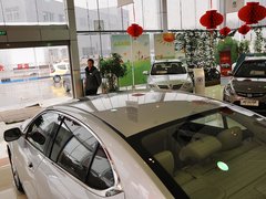 2013款 1.8T 自动 尊贵型