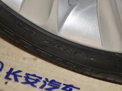 2013款 1.8T 自动 尊贵型