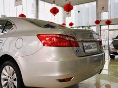 2013款 1.8T 自动 尊贵型