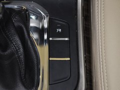 2013款 1.8T 自动 尊贵型