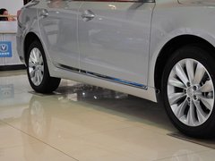 2013款 1.8T 自动 尊贵型