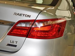 2013款 1.8T 自动 尊贵型