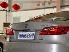 2013款 1.8T 自动 尊贵型