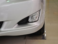 2013款 1.8T 自动 尊贵型
